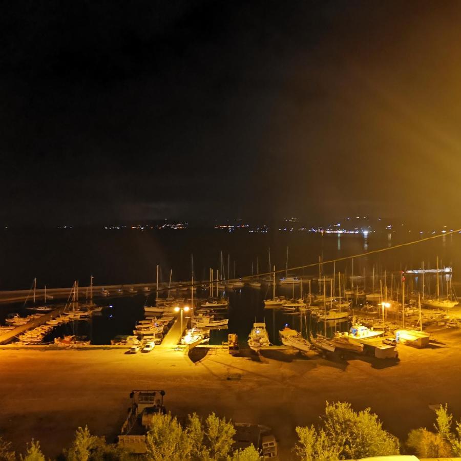 Artemis Sunset View Apartment *